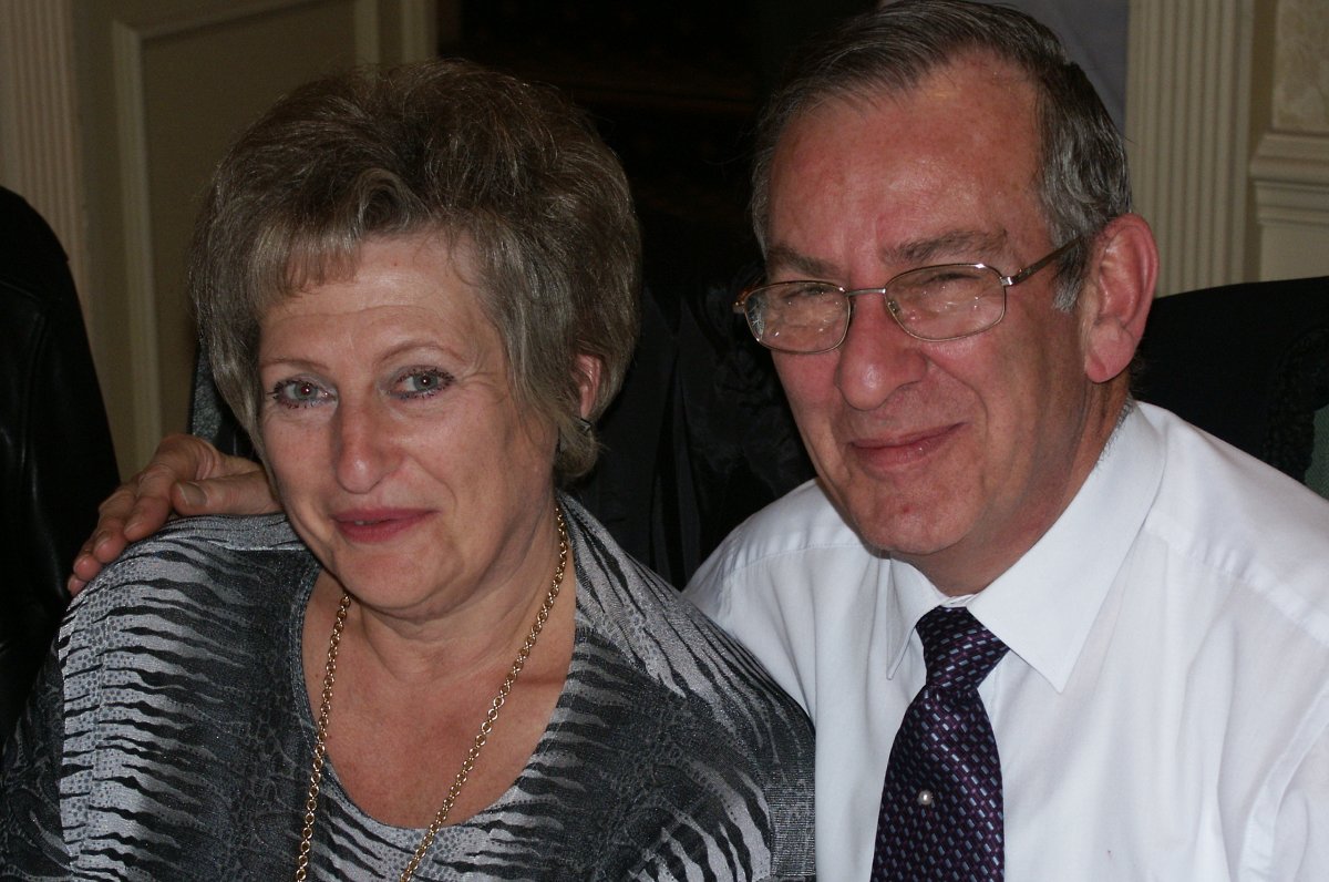 {short description of image}