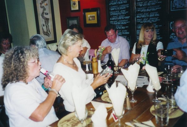 {short description of image}