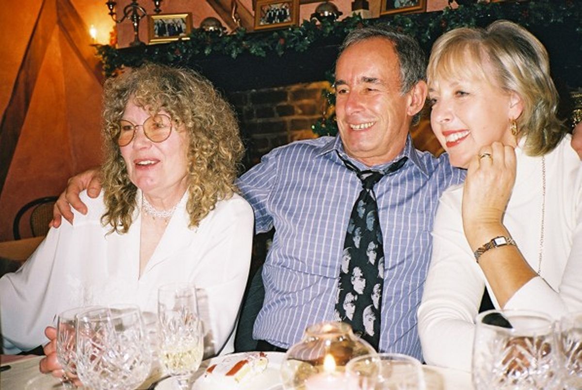 {short description of image}