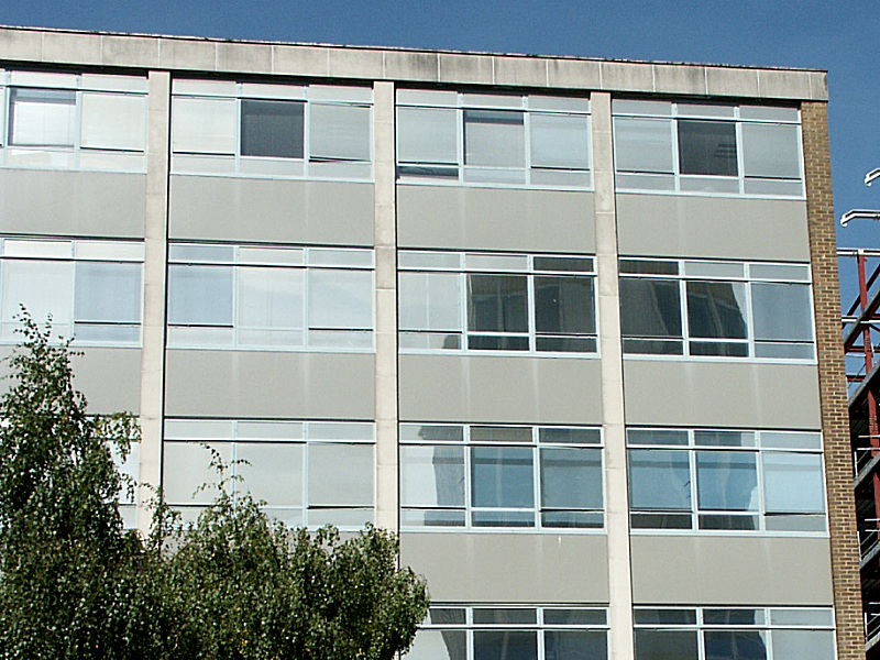 {short description of image}